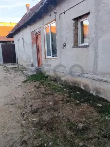 RECO Casa cu 4 camere in Beius, zona centrala - foto 4