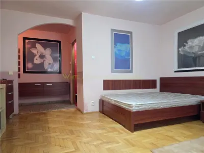 Garsoniera spatioasa de inchiriat str. De Mijloc - foto 15