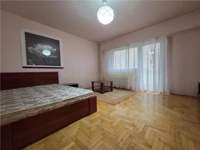 Garsoniera spatioasa de inchiriat str. De Mijloc - foto 17