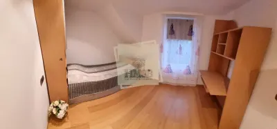 Casa individuala mobilata cu 4 camere 2 bai si garaj in Gusterita - foto 11