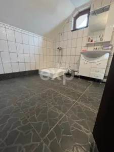 Casa 3 camere 2 bai P+M teren 1732 mp Garleni Dambovita - foto 8