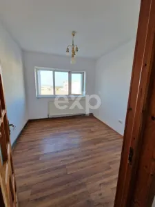 Apartament 3 camere Micro 4 ,et 7 - foto 6