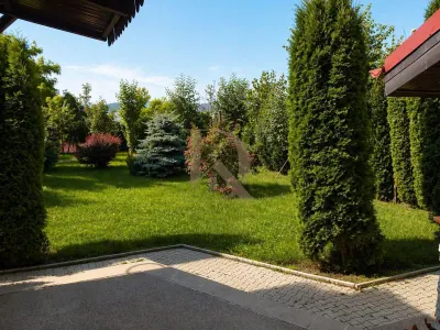 Vila Premium  in CENTRU CIVIC – PALAS - foto 3