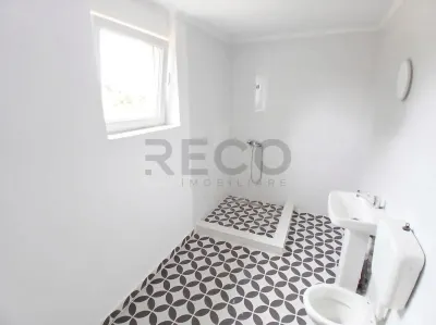 RECO Casa 4 camere, renovata complet, dublu front stradal - foto 17