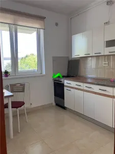 Apartament decomandat de inchiriat 2 camere Sibiu Siretului - foto 3