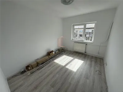 Apartament cu 3 camere tip PC, zona iosia - foto 4