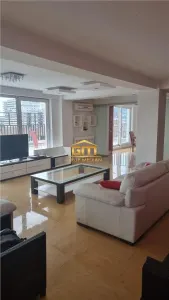 Apartament 3 camere tip penthouse de inchiriat - Libertătii, etaj 7 - Ramnicu Valcea