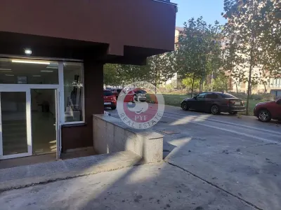 Rezervelor |  Spatiu comercial | Amenajat | 69mp | open-space | B12998 - foto 6