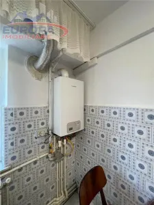 Apartament cu 2 camere de inchiriat zona centrala Tulcea - foto 8