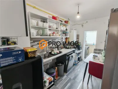 Apartament 3 camere cf 1 decomandat zona Micro 5 - foto 4