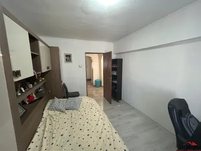 Apartament cu 3 camere, de vanzare, zona Brailei, Kauffland - foto 6