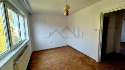 Apartament  3 camere etaj intermediar zona Astra - foto 5