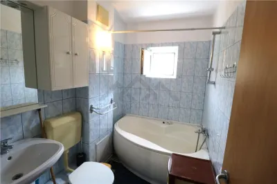 Apartament 2 camere , centrala proprie , zona Aradului - foto 12