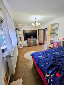 Vila P+M /4 camere, constructie 2015, teren 1000 mp, Varsatura - foto 7