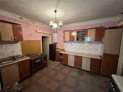 Casa cu 3 camere si teren 3.200 mp | Central Mediesu Aurit - foto 8