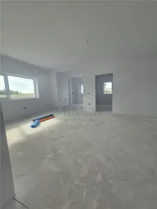 Duplex despartit prin baie - zona foarte buna - posibilitate mansardare - foto 13