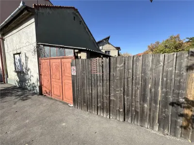 Casa si spatiu comercial cu teren de 229 mp Cantemir - foto 9
