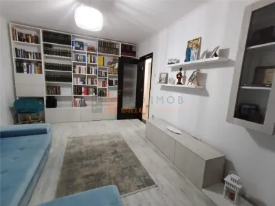 Apartament 2 camere cf 1 decomandat zona Micro 5 - foto 2