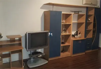 Apartament 2 Camere Decomandat Aparatorii Patriei - Bucuresti