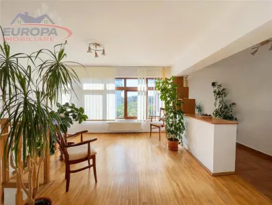 Casa de vanzare P+M zona centrala Tulcea - foto 15