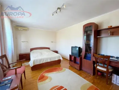 Casa de vanzare P+M zona centrala Tulcea - foto 21