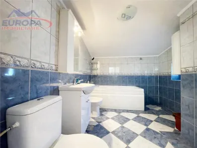 Casa de vanzare P+M zona centrala Tulcea - foto 24