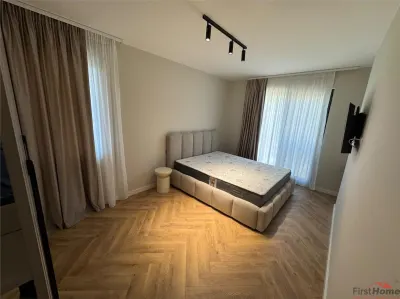 Ap 3 camere, 2 bai, etaj 1, parcare, bloc nou, central , 80 mp, premium - foto 2
