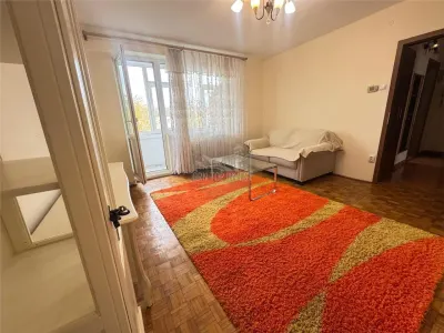 Apartament 4 camere cu balcon zona Cedonia - foto 9