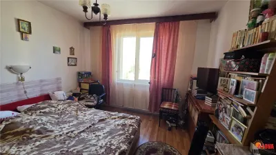 Apartament 3 camere Calea Bucuresti - foto 6