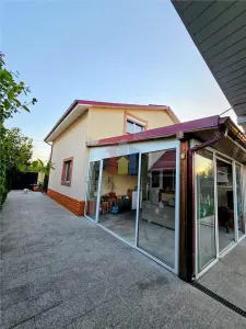 Vila 4 camere, constructie 2015, teren 1000 mp, Varsatura - foto 3