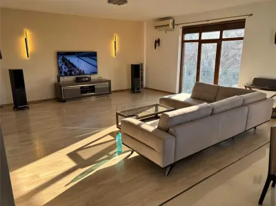 Apartament tip Penthouse | 95 mp | Singur pe nivel | Living 56 mp | Complex rezidențial - Timisoara
