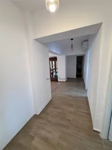 Apartament 4 camere Decomandat Sos. Oltenitei - foto 3