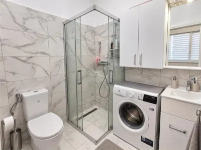 Apartament nou 2 camere balcon si parcare in Cisnadie - foto 4
