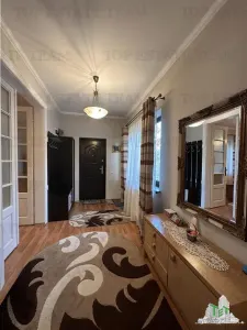 Vila cocheta  de vanzare 5 camere cu 436 mp teren si toate utilitatile, mobilata si utilata in centrul Comunei Cornu - foto 21