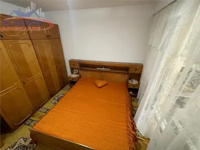Apartament 3 camere de inchiriat zona centrala Tulcea - foto 3
