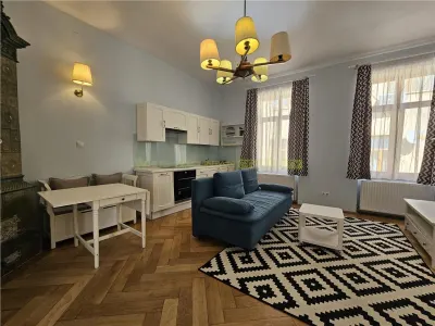 Apartament deosebit cu 2 camere de inchiriat in Centrul Istoric Brasov - foto 14