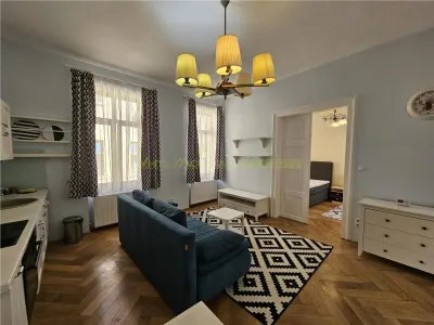 Apartament deosebit cu 2 camere de inchiriat in Centrul Istoric Brasov - foto 17