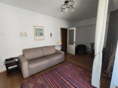 Garsoniera in Ploiesti, zona ultracentrala, Piata Victoriei - foto 5