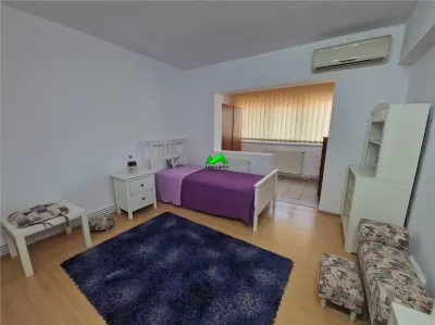 Apartament de vanzare 2 camere decomandate Sibiu Strand - foto 4