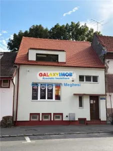 Vanzare casa 8 camere renovata integral+gradina Brasov. - foto 5