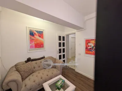 Apartament 2 camere Royal-  Copou . Parcare subterana inclusa - foto 4