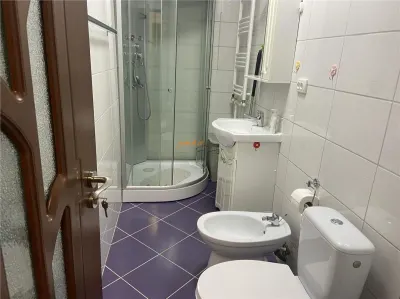 Apartament 2 camere Focsani , parter , zona Sud - B-dul Bucuresti , 56 mp, decomnadat , imbunatatit , mobilat - foto 12