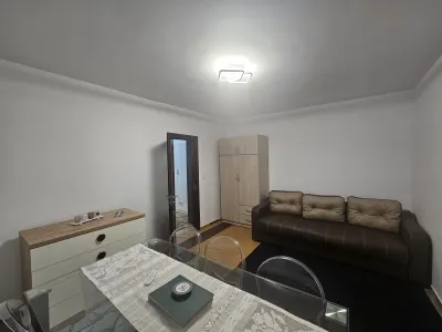 Apartament 2 camere Tudor Vladimirescu - 399Euro - foto 2