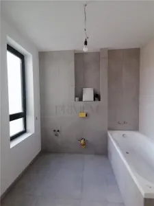 DUPLEX IN ZONA DE TOP - ASFALT -  INSTALATIE DE IRIGAT - foto 10