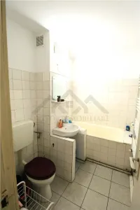 Apartament cu 2 camere, centrala proprie, zona Lipovei - foto 9