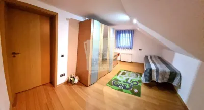 Casa individuala mobilata cu 4 camere 2 bai si garaj in Gusterita - foto 11