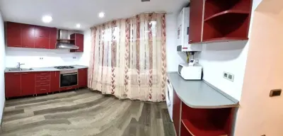 Casa individuala mobilata cu 4 camere 2 bai si garaj in Gusterita - foto 10