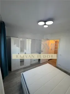 Apartament 2 camere, bloc 1982, in Ploiesti,P-ta Mihai Vitezul - foto 13