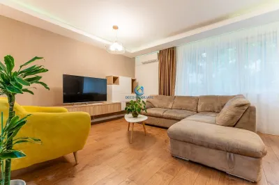 Apartament 4 camere de inchiriat zona Platinia - foto 2