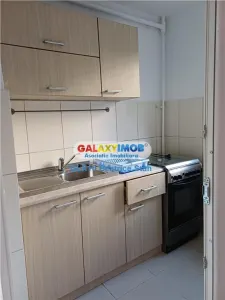Inchiriere garsoniera renovata DRUMUL TABEREI / METROU FAVORIT - foto 5